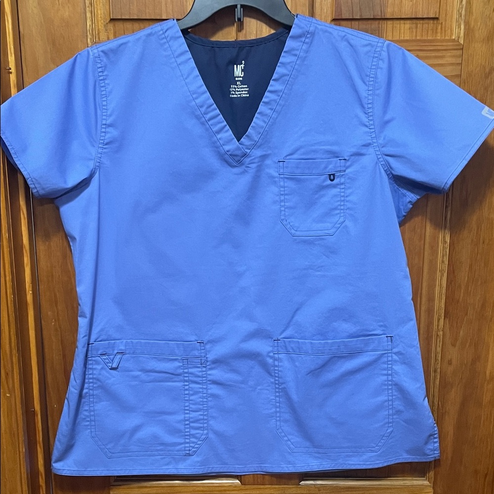 Women's Short Sleeve V-Neck Top - Blue